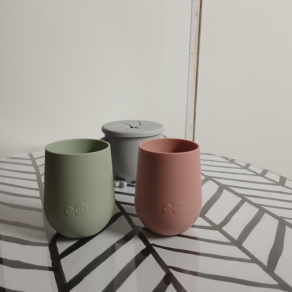 EzPz Cups & Snack Holder Silicone Dishes For Ages 6m+